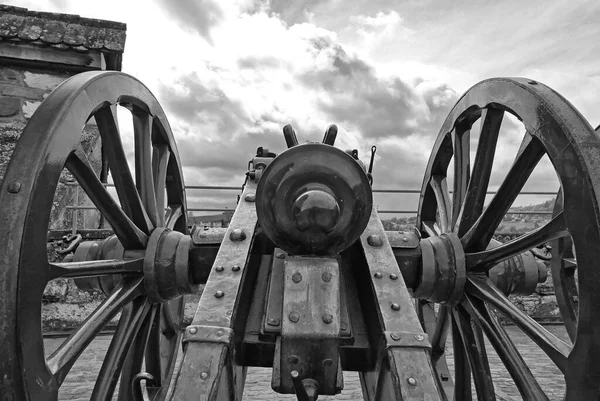 瑞士沙夫豪森穆诺18世纪大炮 — 图库照片