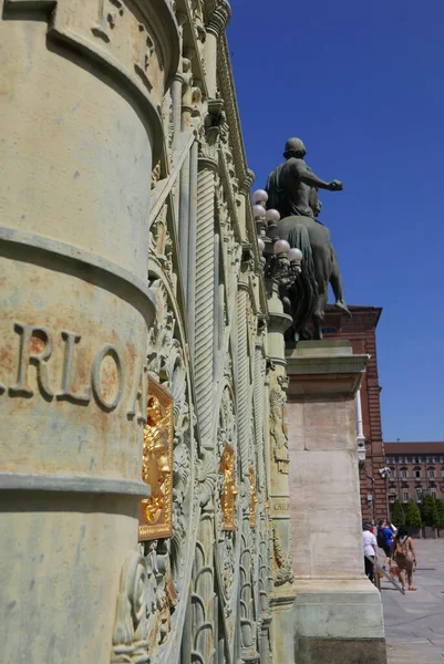 Detail Van Poorten Van Het Koninklijk Paleis Turijn Italië — Stockfoto