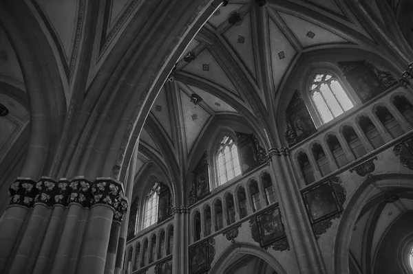 Fribourg Suíça Agosto 2023 Vista Interior Alto Ângulo Catedral Gótica — Fotografia de Stock