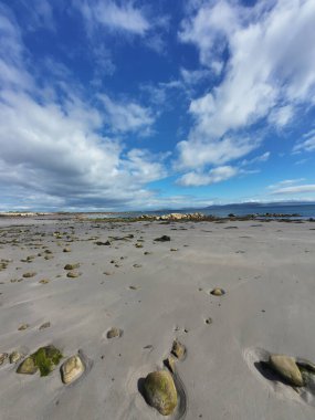 İrlanda 'da Alçak Gelgit Atlantik Okyanusu