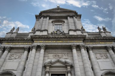 SOLOTHURN, SWitness ZERLAND - 22 Şubat 2025: Ulusal öneme sahip St. Ursus Barok Katedrali