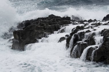TRICASE, İTALYA, Limanın girişinde deniz fırtınası