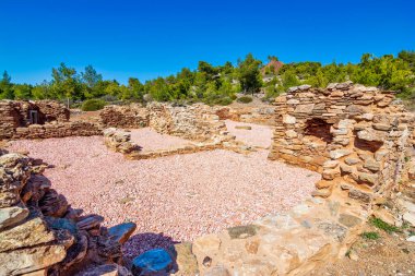 Lavrion Antik Gümüş Madenleri 'nin tarihi manzarası. Yunanistan.