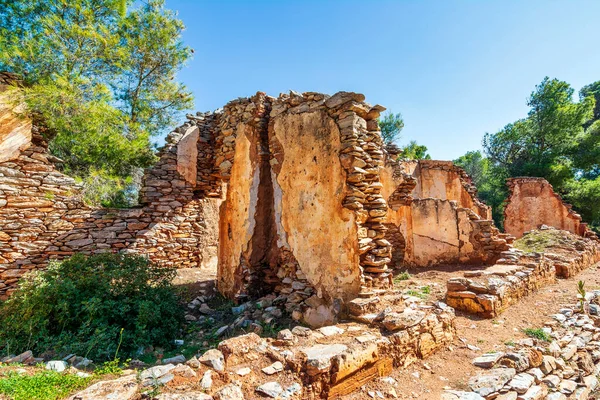 Ruiny Opuszczonych Domów Górniczych Rejonie Lavrion Grecja — Zdjęcie stockowe