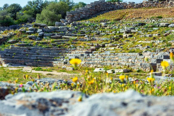 ギリシャアッティカのラブリオにあるトリコスの古代ギリシャの劇場 — ストック写真