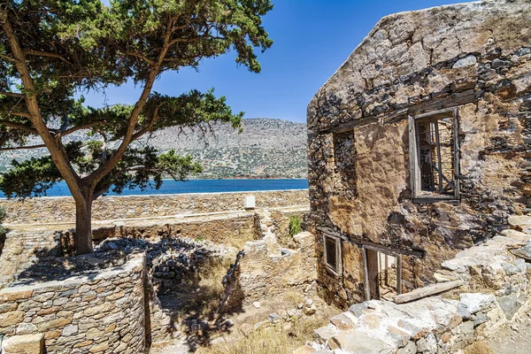 Budovy Pevnosti Ostrově Spinalonga Zálivu Elounda Kréta Řecko Mořské Pozadí — Stock fotografie