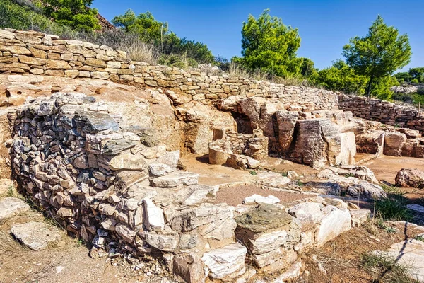 Lavrion Antik Gümüş Madenleri 'nin tarihi manzarası. Yunanistan.