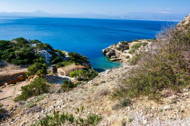 Yunanistan 'ın Loutraki kentindeki Vouliagmenis Gölü yakınlarındaki Heraion ikonik arkeolojik sahasından görüntüler.