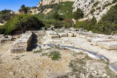 Yunanistan 'ın Vouliagmenis Gölü yakınlarındaki Heraion arkeolojik sahası.