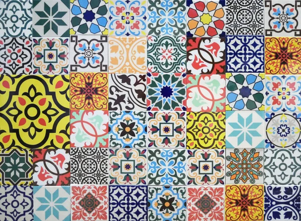 Coloridos Azulejos Cerámica Mexicana Talavera Pared Decoración Textura Fondo —  Fotos de Stock