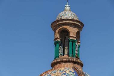 Sevilla, İspanya. Capilla del Carmen (Carmel Şapeli), Anibal Gonzalez tarafından Iglesia del Puente (Köprü Kilisesi) olarak da bilinir.