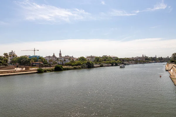 Sevilla España Vistas Del Río Guadalquivir Desde Puente Triana Puente — Foto de Stock