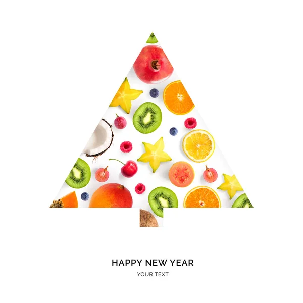 Criativa Feliz Ano Novo Cartão Feito Frutas Fundo Branco Árvore — Fotografia de Stock