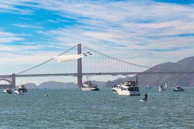 Hava Gösterisi, Mavi Melekler, San Francisco 'daki Altın Köprü