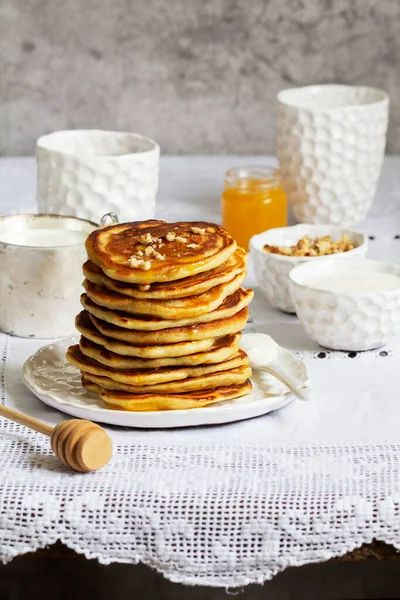 Apple Pancakes Served Honey Sour Cream Nuts Tea Coffee Rustic — Stock Photo, Image