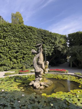 Tremezzo, İtalya - 10 Ekim 2023: Villa Carlotta bahçesi manzarası
