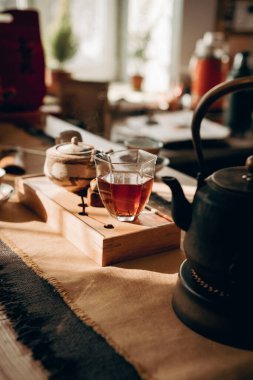 Geleneksel Çin Çayı Sabit Hayat, Asya Çayı Klasik Kettle İçkisi