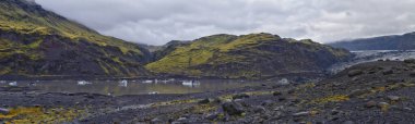 Solheimajokull outlet buzulu 2024 yazında, İzlanda 'nın güney kıyısında Myrdalsjokull Katla Geopark' ın güneyinde. İskandinavya, Avrupa.