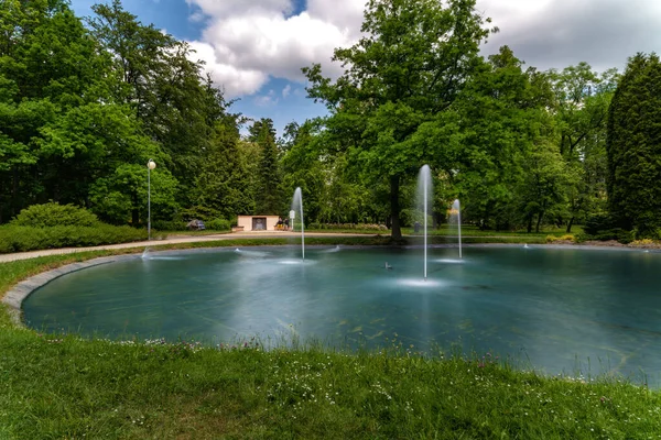 Fuente Parque Termal Frantiskovy Lazne Franzensbad República Checa — Foto de Stock