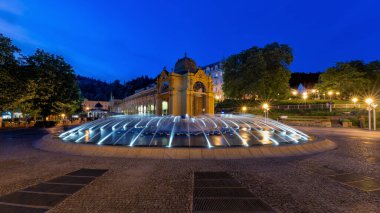Marianske Lazne (Marienbad) - Çek Cumhuriyeti 'nin (Karlovy Vary bölgesi) batı kesimindeki ünlü Bohemya spa kasabasının merkezi)