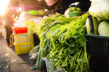 Tayland 'daki yerel taze sebzeler.