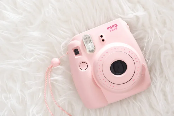 Bangkok Thailand Outubro 2019 Câmera Instantânea Rosa Fujifilm Instax Mini — Fotografia de Stock