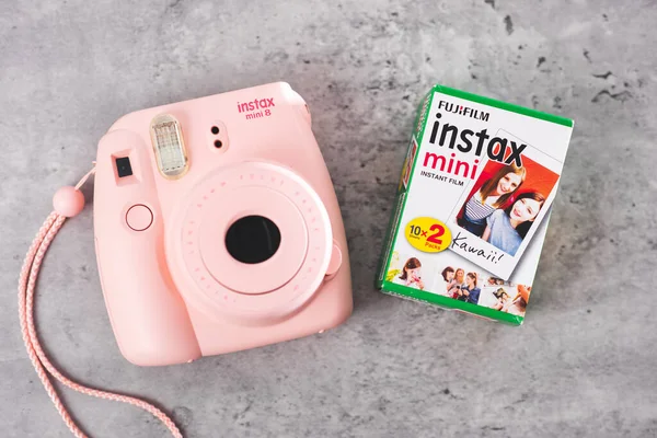 Bangkok Thailand Outubro 2019 Fujifilm Rosa Instax Mini Câmera Instantânea — Fotografia de Stock