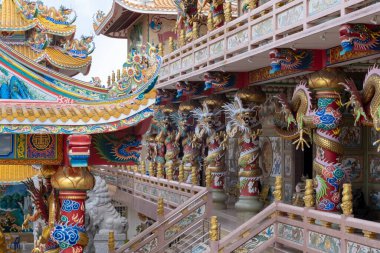 Wihan Thep Sathit Phra Ki Ti Chaloem tapınağı veya Naja türbesi, Tayland 'ın Chonburi kentindeki ünlü Çin tarzı tapınak..