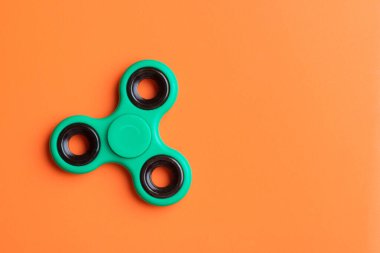 Plastik hareketli döner oyuncak, stres ve endişe giderici oyuncak.