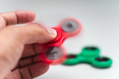 Plastik hareketli döner oyuncak, stres ve endişe giderici oyuncak.