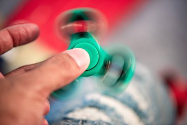 Plastik hareketli döner oyuncak, stres ve endişe giderici oyuncak.