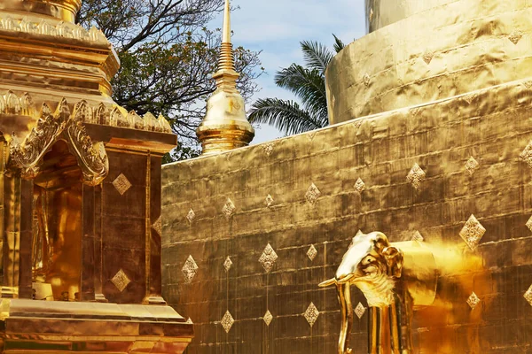 Wat Phra Que Doi Suthep Chiang Mai — Fotografia de Stock