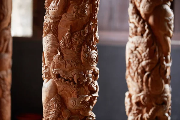 传统的泰国人木雕 — 图库照片