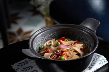 Geleneksel Çin mutfağı, Bin Sayfa Tofu Esrarı