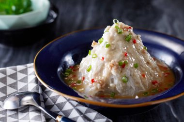 Çin yemeği, soğuk tatlı patates ezmesi.