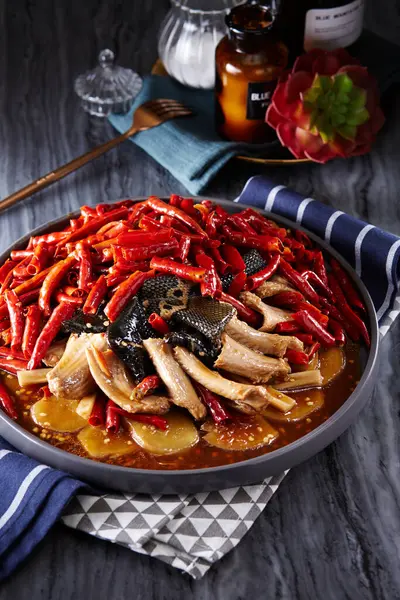 Традиційна Китайська Їжа Гостре Ясо Змії — стокове фото
