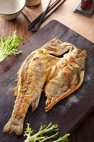 Chinese Food Fried Yellow Croaker Wooden Table — Stock Photo, Image