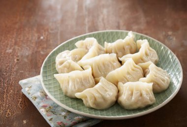 Çin mutfağı, börekler. Evde vuruldu.