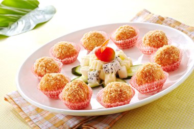 Çin tatlısı, kızarmış kabak topları.