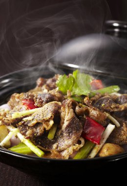 Geleneksel Çin mutfağı, haşlanmış sığır eti