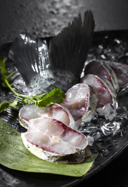 Taze malzemeler, çiğ balık filetosu. Kapat.