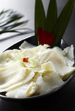 Taze malzemeler, bezoar boğazı.