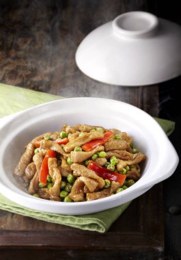 Tabakta kızarmış et