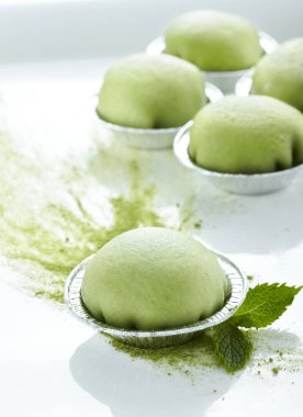 Çin tatlısı, kremalı çörek.