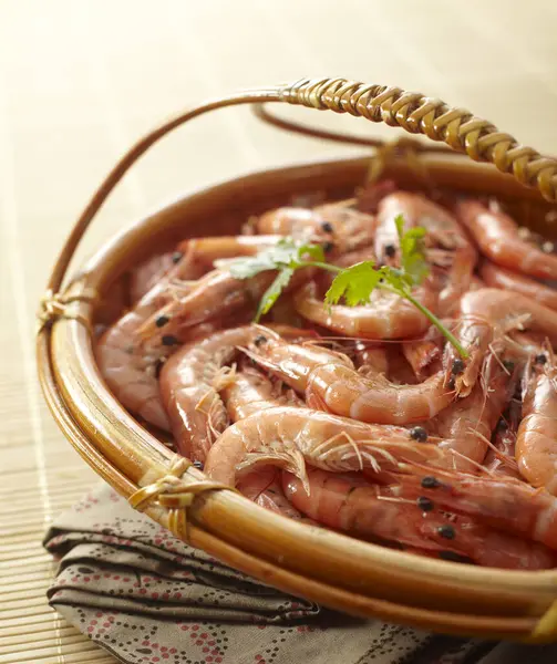 伝統的な中国料理 煮たエビ — ストック写真