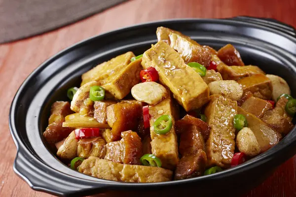 Traditioneel Chinees Eten Gevlochten Varkensvlees Met Taro — Stockfoto