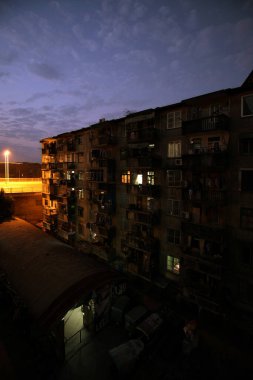 Çin şehrinin gece manzarası