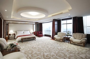 Kanepesi olan modern yatak odasının iç tasarımı