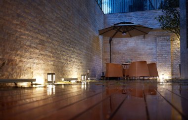 Modern bir binanın iç tasarımı