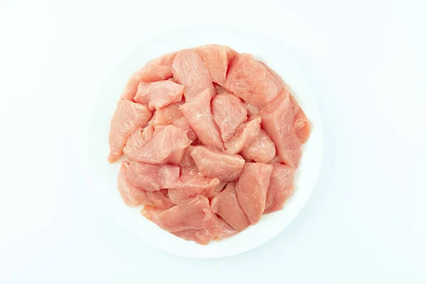 冷凍鶏の切り身 有機食品と健康的な食事 冷凍七面鳥や鶏肉肉白い背景に七面鳥肉の新鮮な冷凍作品 — ストック写真